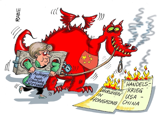 Cartoon: Merkel Roter Drache (medium) by RABE tagged merkel,kanzlerin,staatsempfang,staatsgäste,hymne,nationalhymne,hymnenphobie,phobie,rabe,ralf,böhme,cartoon,karikatur,pressezeichnung,farbcartoon,tagescartoon,zitterattacke,zizzeranfall,schwächeanfall,china,staatsbesuch,peking,hongkong,menschenrechte,staatschef,parteichef,jingping,handelskrieg,usa,merkel,kanzlerin,staatsempfang,staatsgäste,hymne,nationalhymne,hymnenphobie,phobie,rabe,ralf,böhme,cartoon,karikatur,pressezeichnung,farbcartoon,tagescartoon,zitterattacke,zizzeranfall,schwächeanfall,china,staatsbesuch,peking,hongkong,menschenrechte,staatschef,parteichef,jingping,handelskrieg,usa