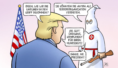 Cartoon: USA-Antifa (medium) by Harm Bengen tagged antifa,terrororganisation,verbieten,kkk,kukluxklan,rassisten,mundschutz,trump,rassismus,usa,schwarz,weiss,tod,george,floyd,unruhen,proteste,harm,bengen,cartoon,karikatur,antifa,terrororganisation,verbieten,kkk,kukluxklan,rassisten,mundschutz,trump,rassismus,usa,schwarz,weiss,tod,george,floyd,unruhen,proteste,harm,bengen,cartoon,karikatur